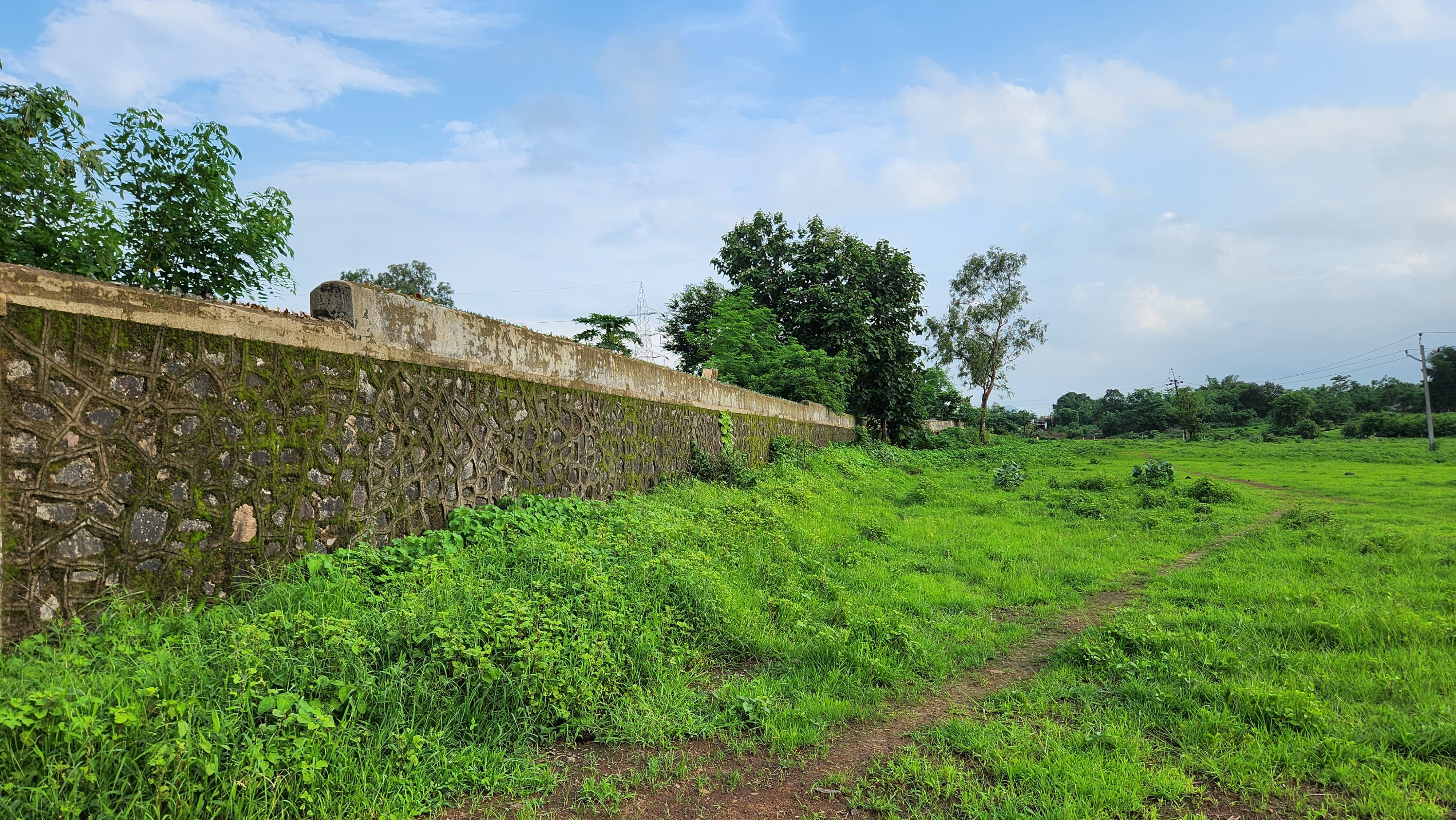 10 Acre + agriculture land for sale 10 Km from Karjat.