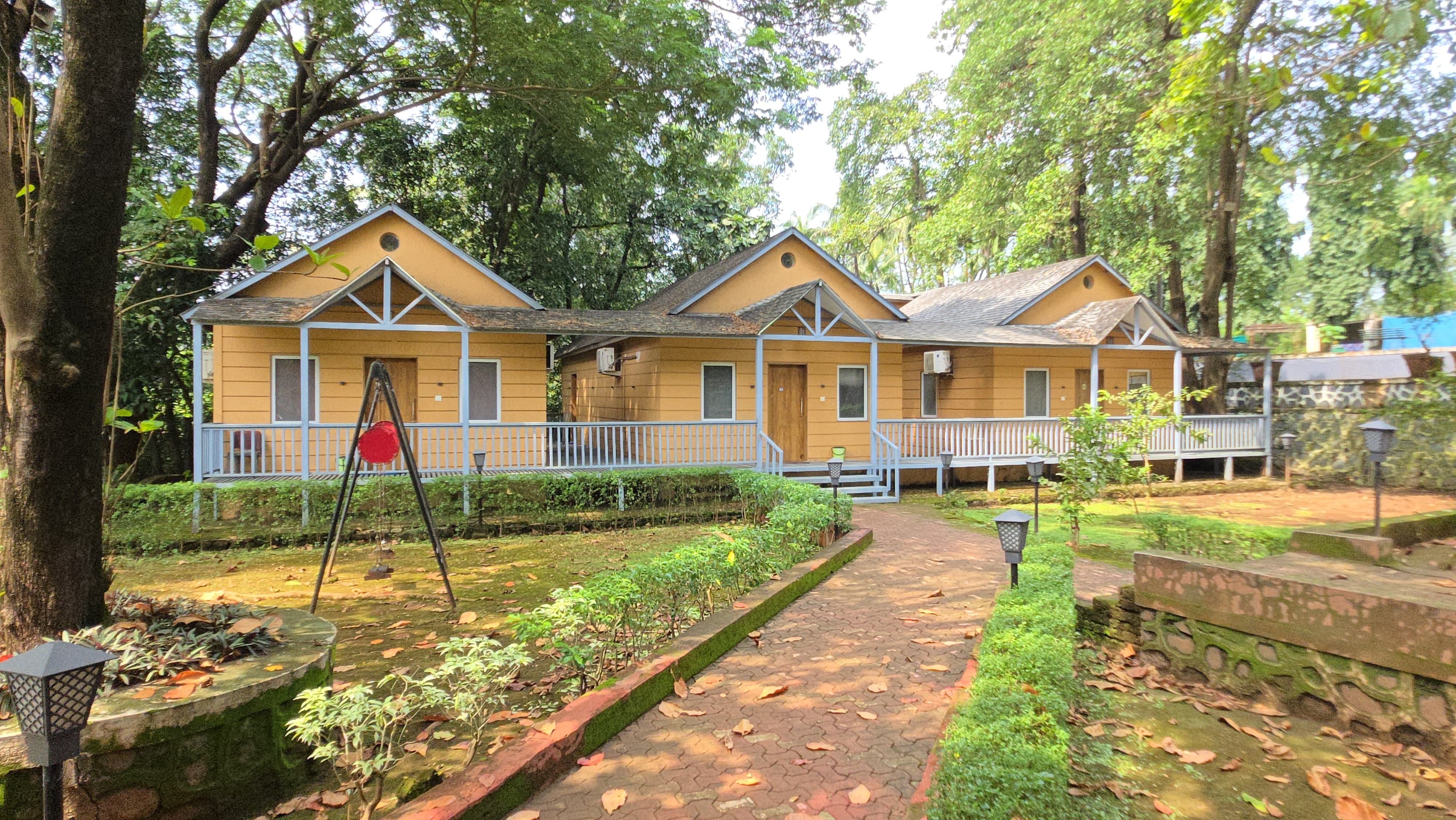 115 Guntha Resort for sale at Khalapur. 1km from Old Mumbai-Pune Highway.