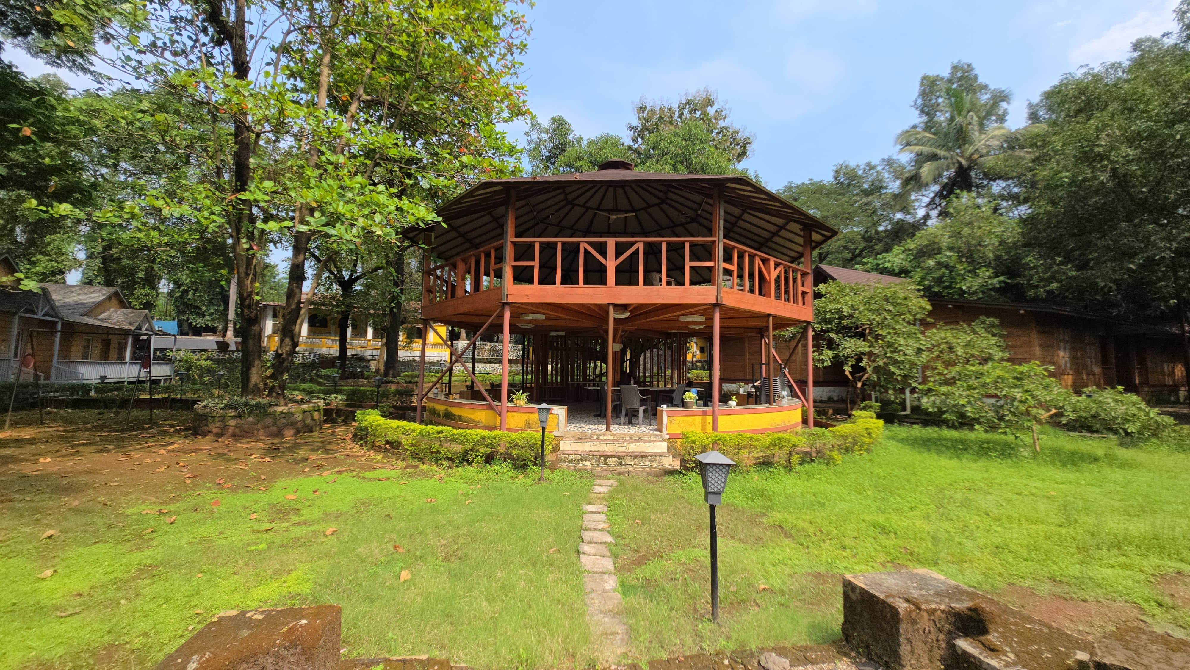 115 Guntha Resort for sale at Khalapur. 1km from Old Mumbai-Pune Highway.