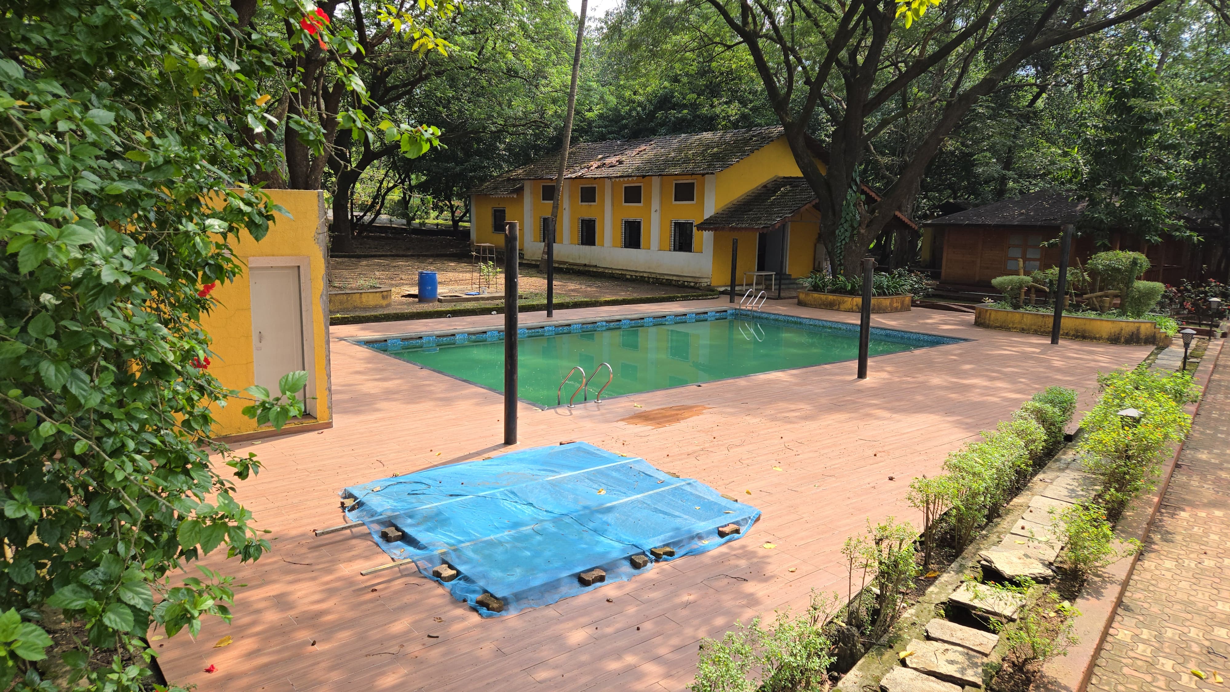 115 Guntha Resort for sale at Khalapur. 1km from Old Mumbai-Pune Highway.