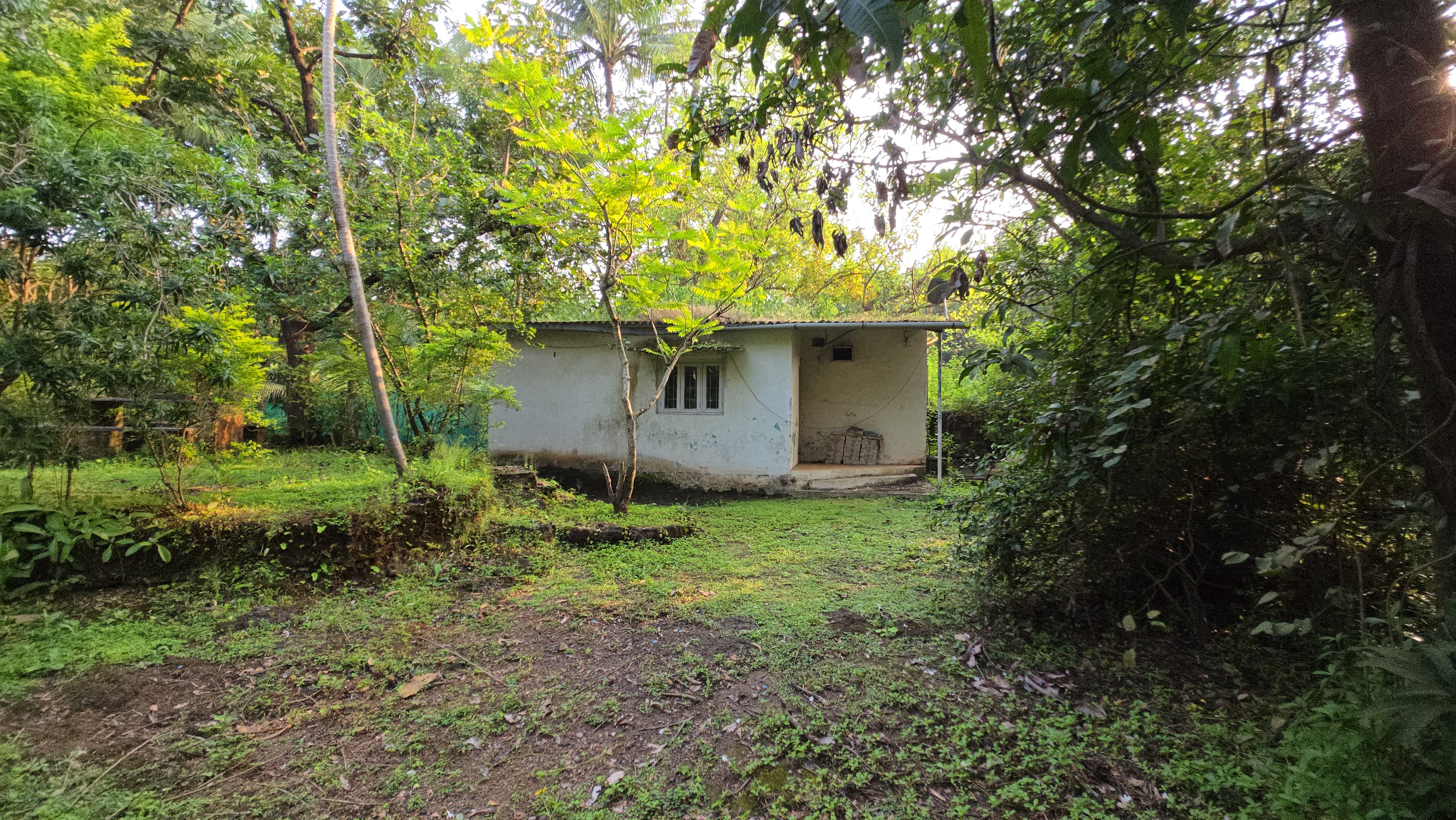 Canal touch 5 Acre Farmhouse for sale just 5km from Karjat.