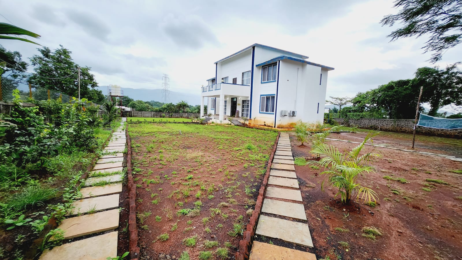 20 guntha 4bhk Farmhouse for sale 15km from Karjat station.