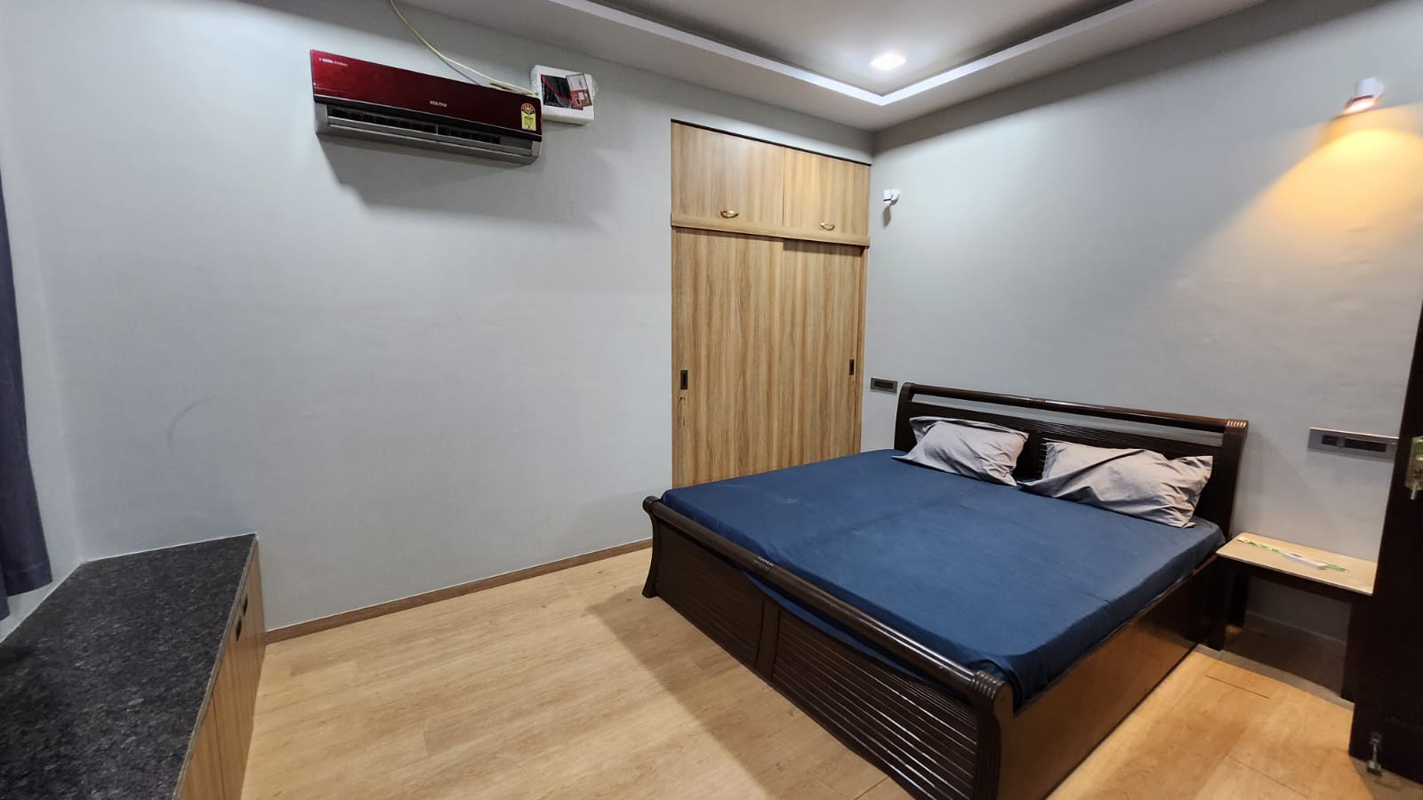 20 guntha 4bhk Farmhouse for sale 15km from Karjat station.