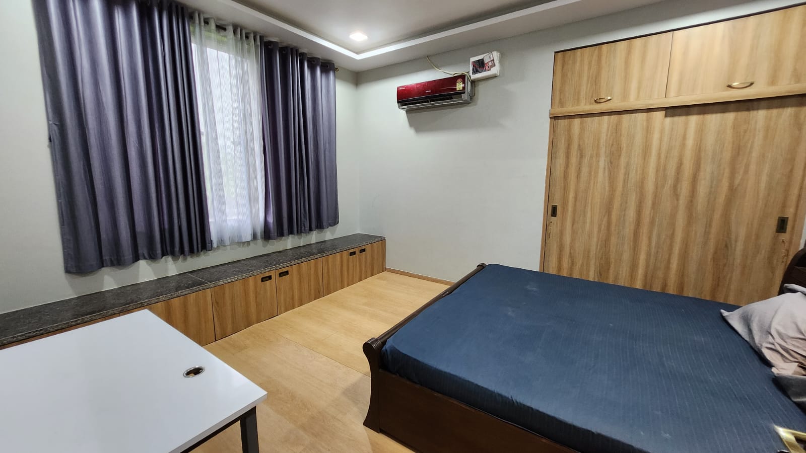 20 guntha 4bhk Farmhouse for sale 15km from Karjat station.