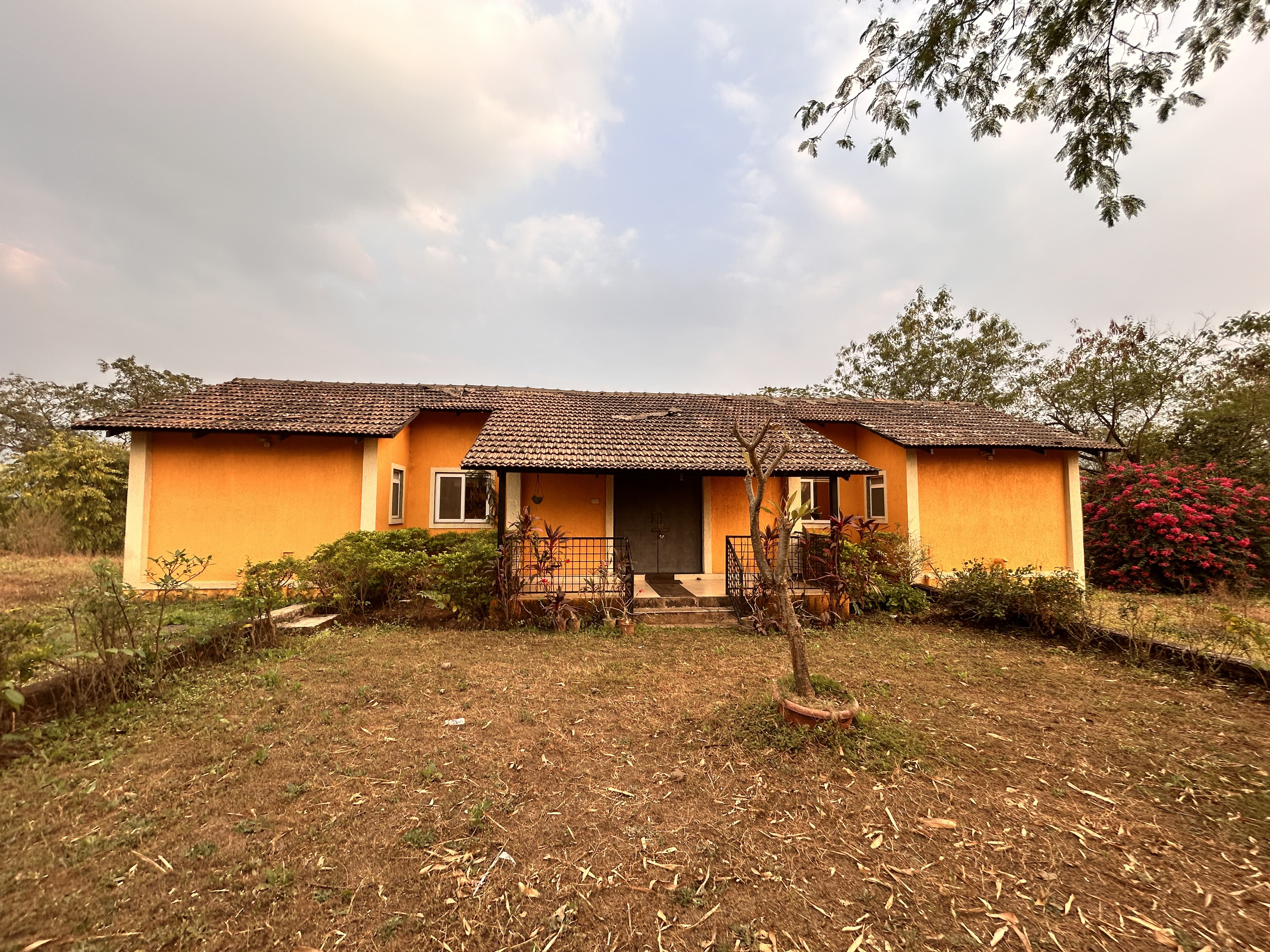 RIVER VIEW 2 BHK 52 Guntha Farmhouse For sale in karjat, Just 6 Km From karjat Station.