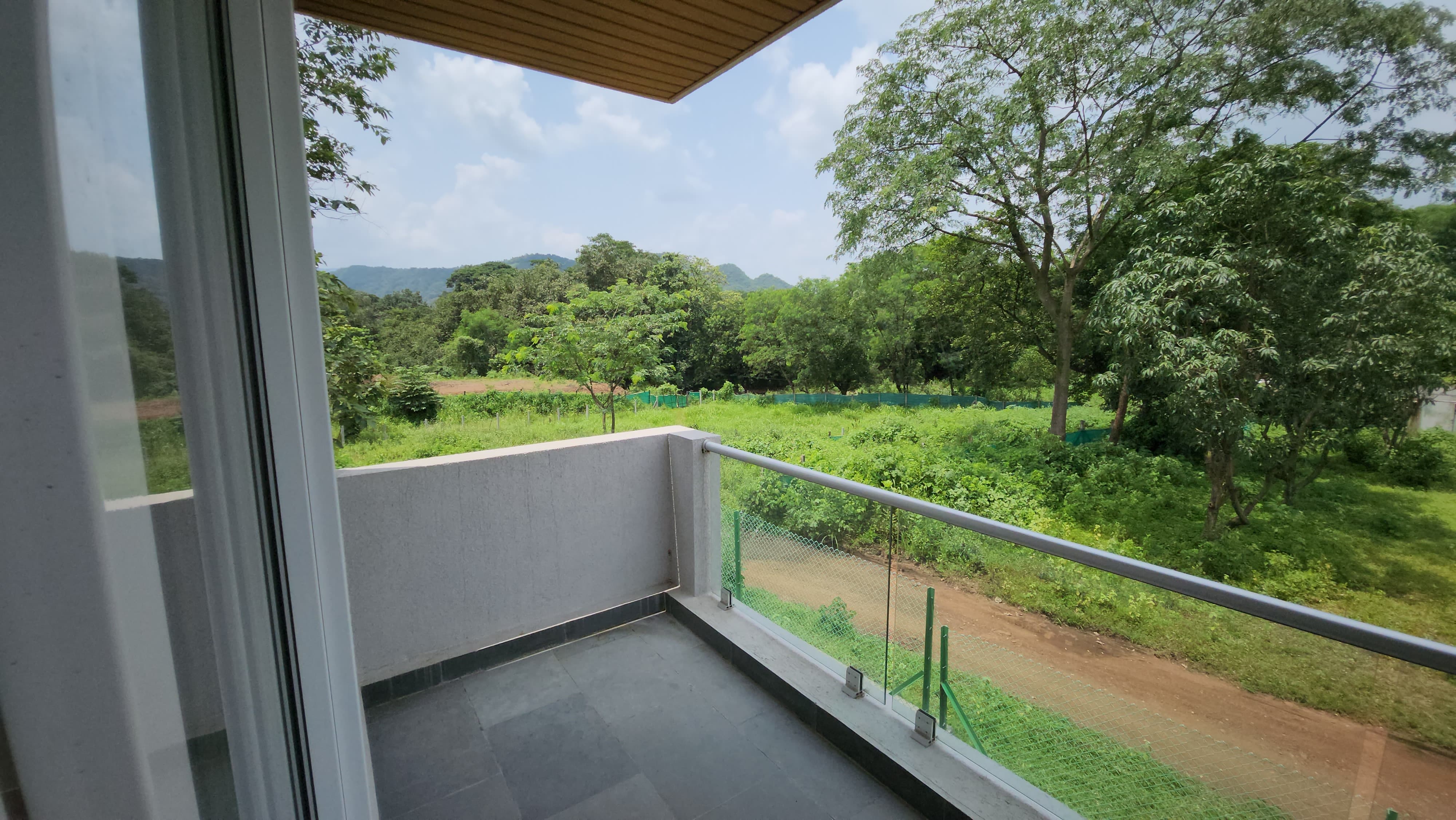 New brand 20 guntha 3bhk Farmhouse for sale in Karjat.
