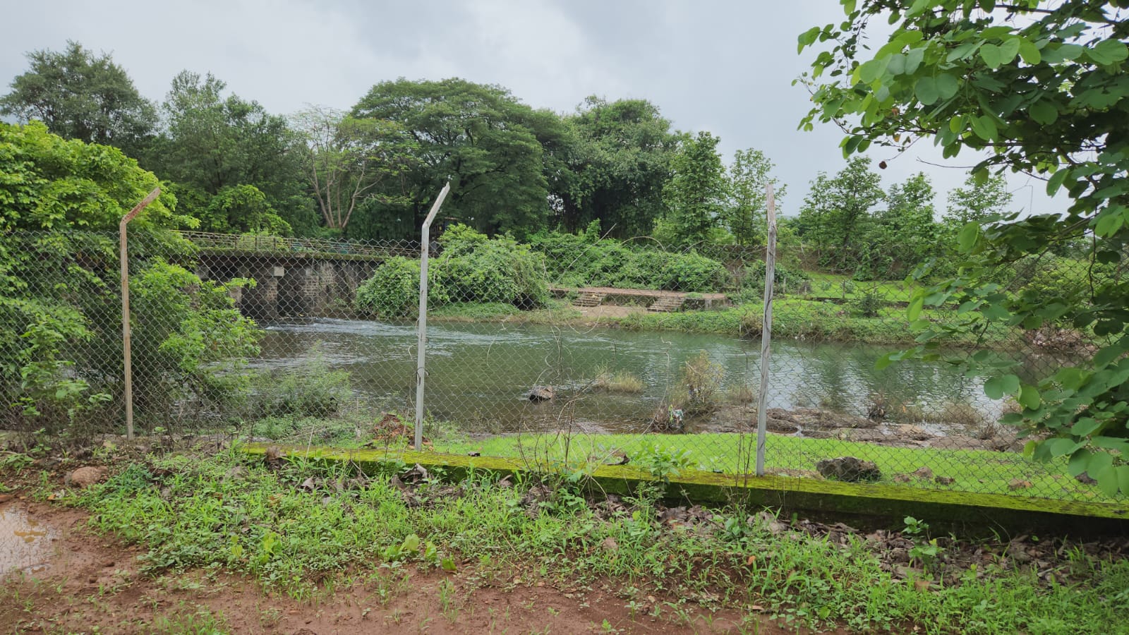Rivertouch 1.5 Acre ready Farmhouse for sale in Karjat.