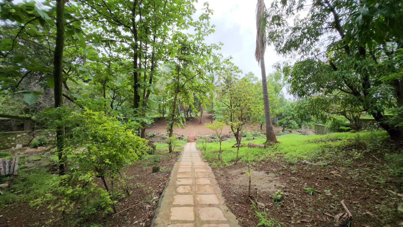 Rivertouch 1.5 Acre ready Farmhouse for sale in Karjat.