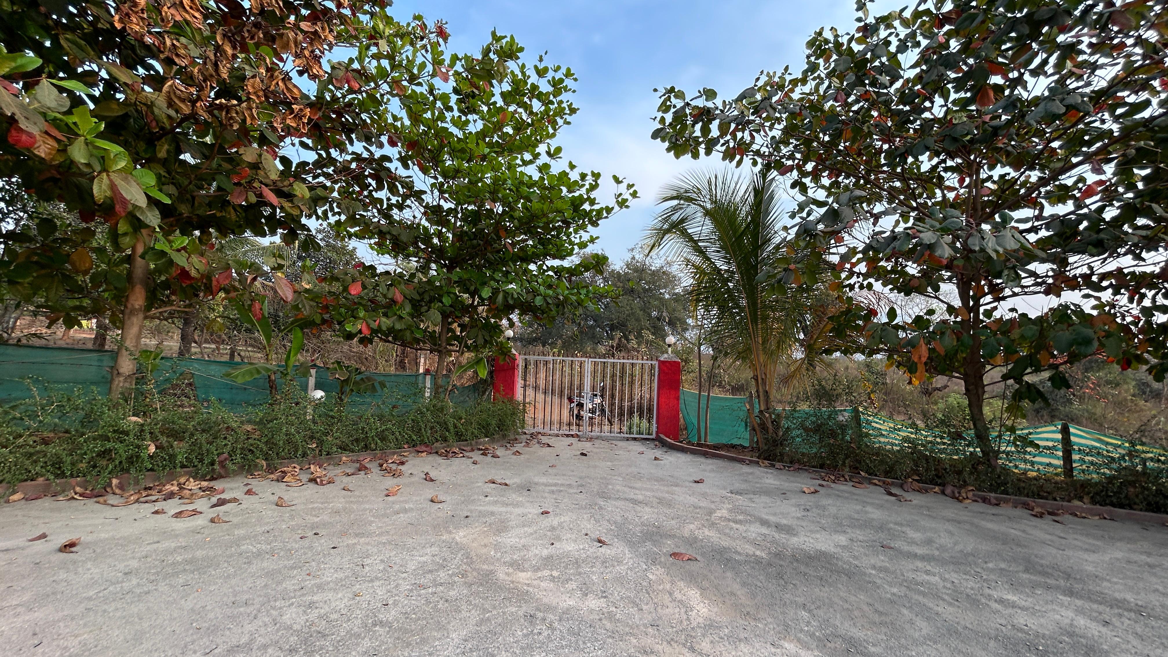 42 guntha 3 BHK Farmhouse For sale in karjat.