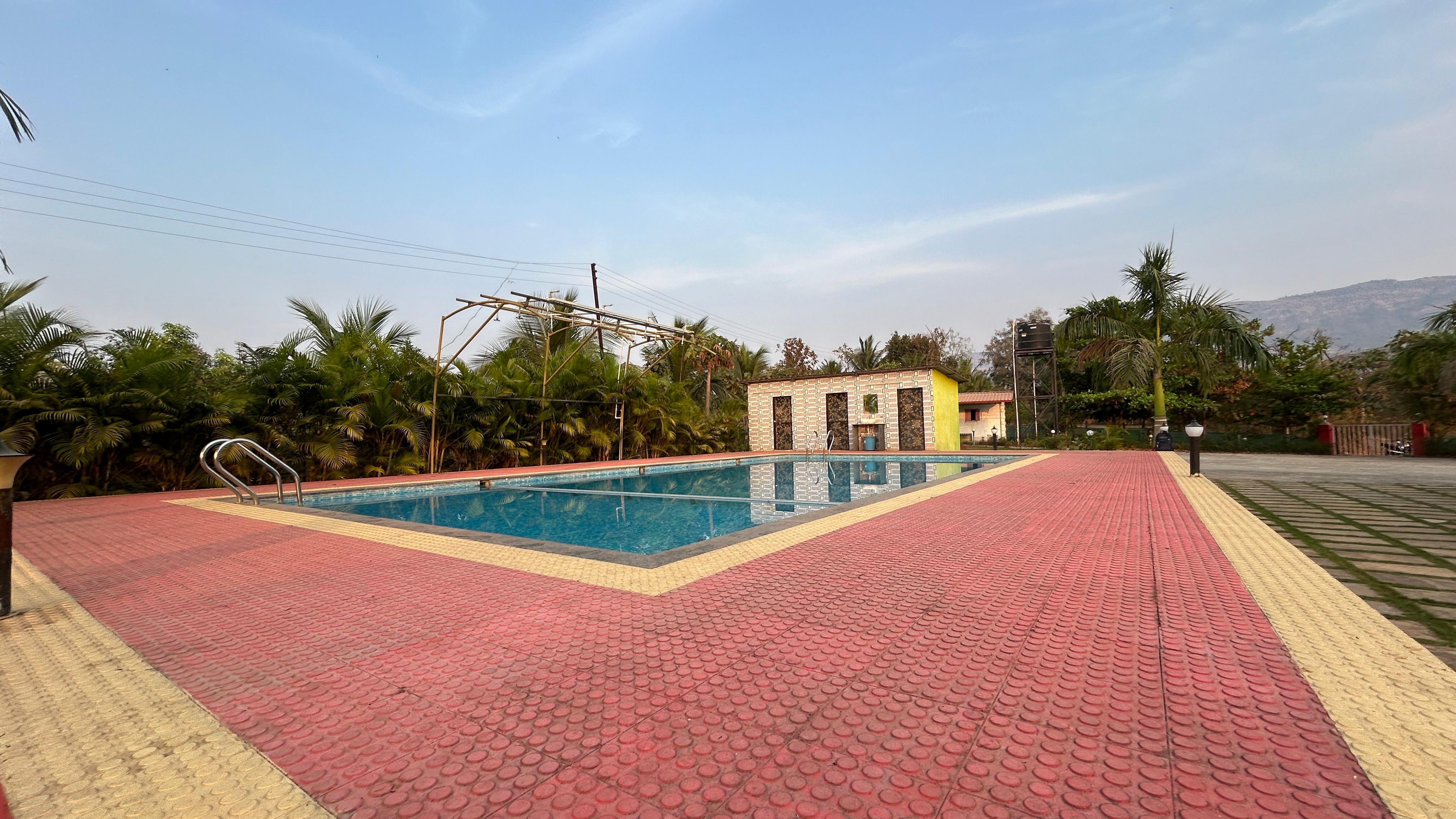 42 guntha 3 BHK Farmhouse For sale in karjat.
