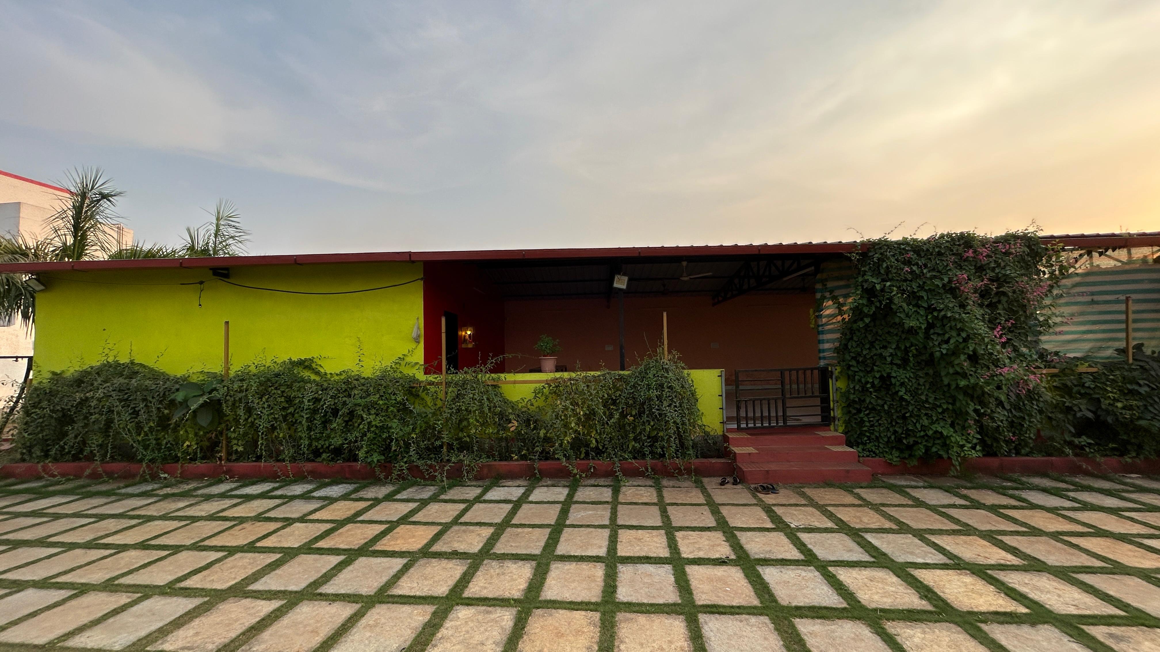 42 guntha 3 BHK Farmhouse For sale in karjat.