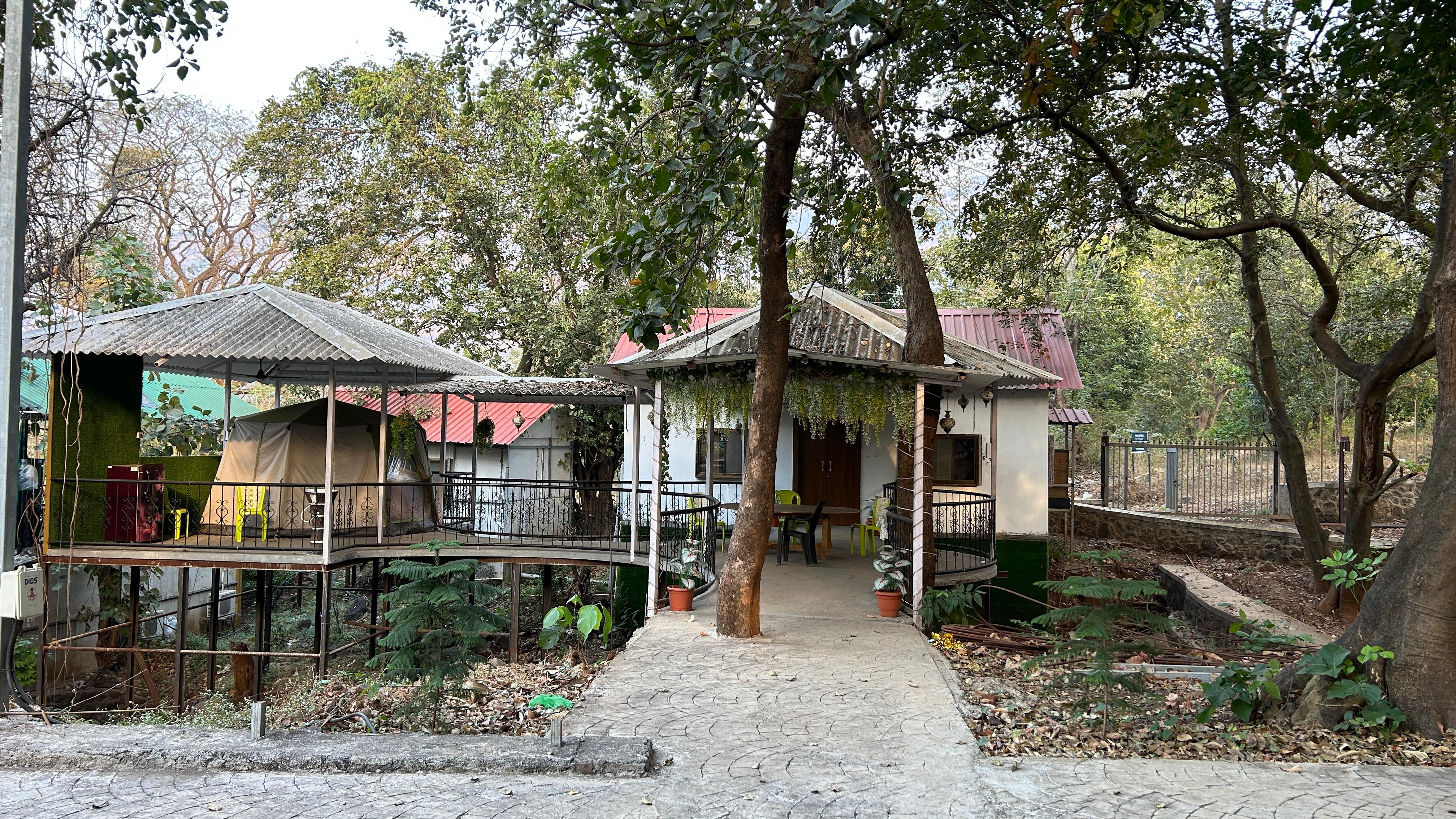 21 Guntha Farmhouse for sale in karjat near tata road.