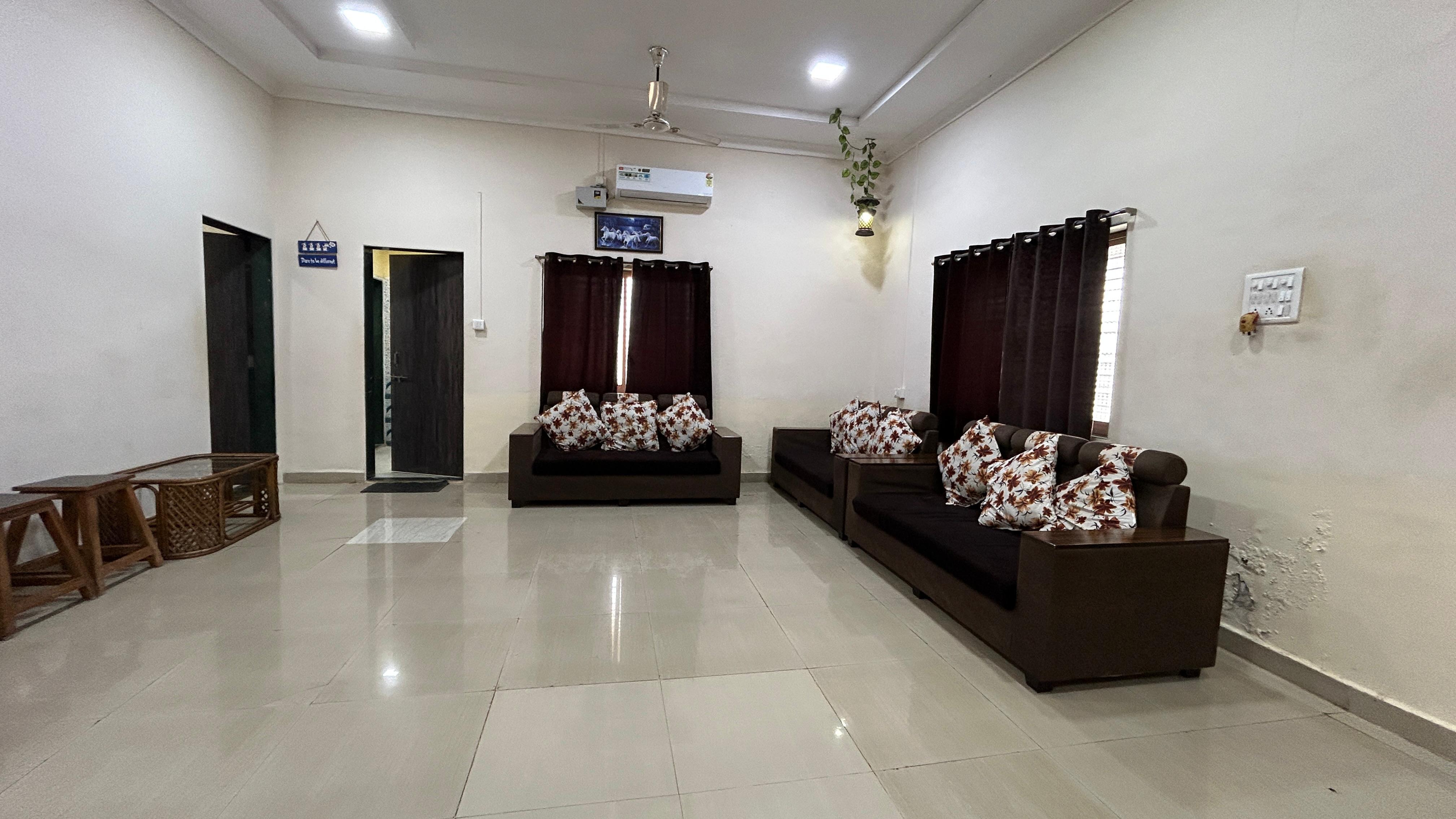 21 Guntha 4 Bhk Ready Farmhouse for sale in karjat near tata road, with big pool